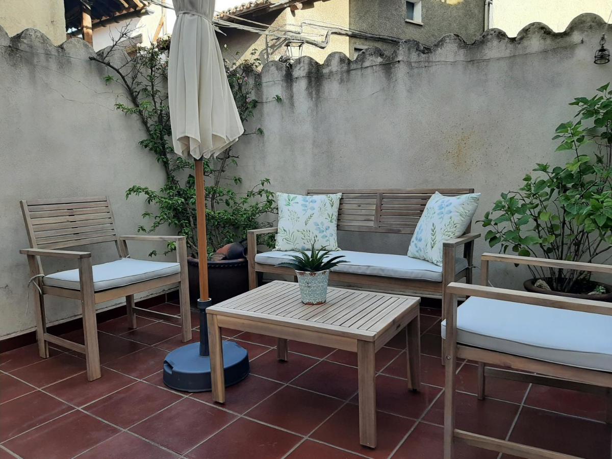 Casa Con Patio Y Chimenea En Piedralaves Villa Exterior photo